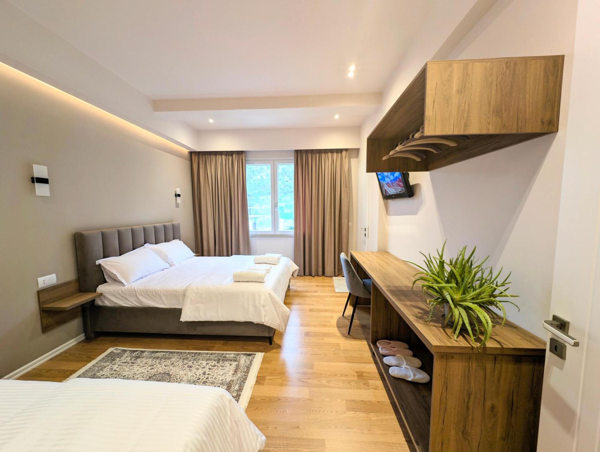 Villa With Garden And Veranda Berat Exterior photo